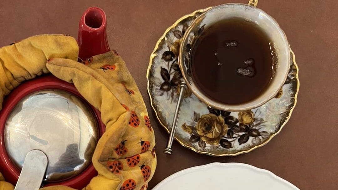 The White Heron Tea & Gifts